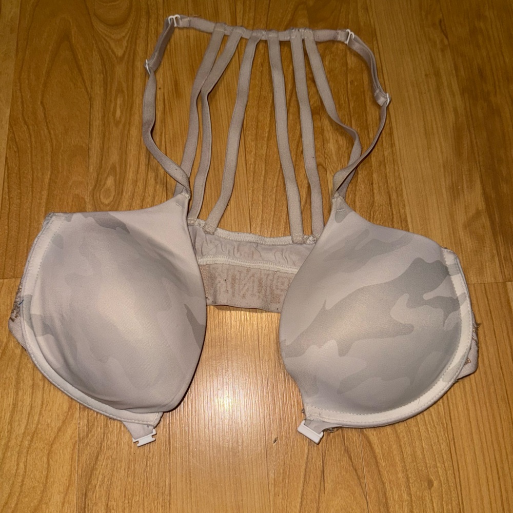 VS PINK Front Clasp Razorback Bra